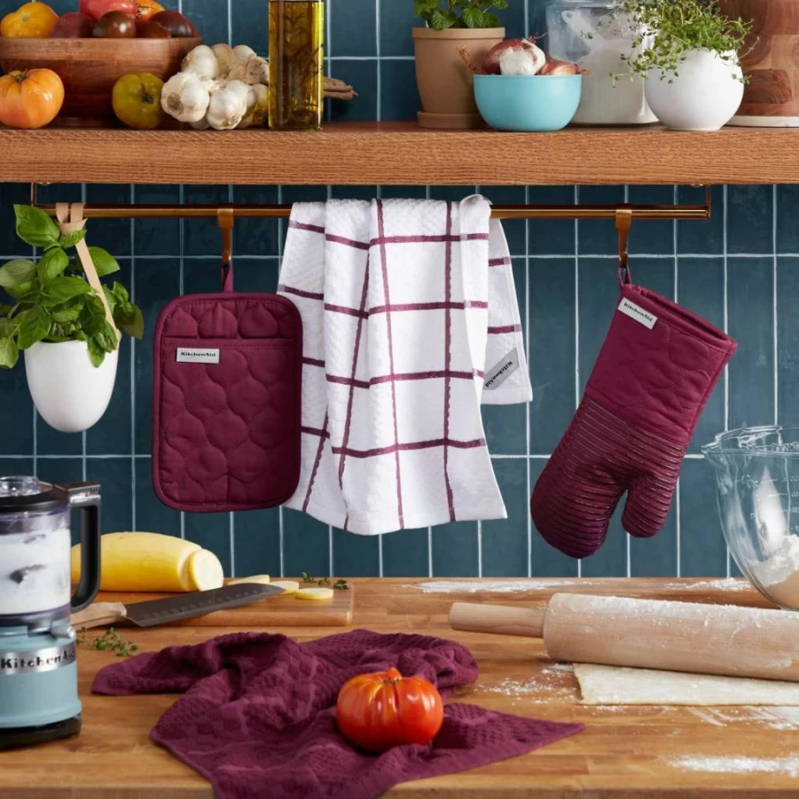 KitchenAid Heat Resistant Quilted Cotton Oven Mitt Set - 4-Piece Kitchen Accessories with Silicone Grip, Includes Pot Holder & Towels (16"x26", 7"x13", 7"x10") in Matte Grey