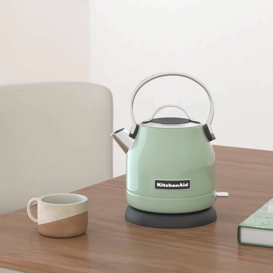 KitchenAid 1.25-Liter Electric Kettle in Onyx Black - Compact Size, Fast Boiling, Cordless Design