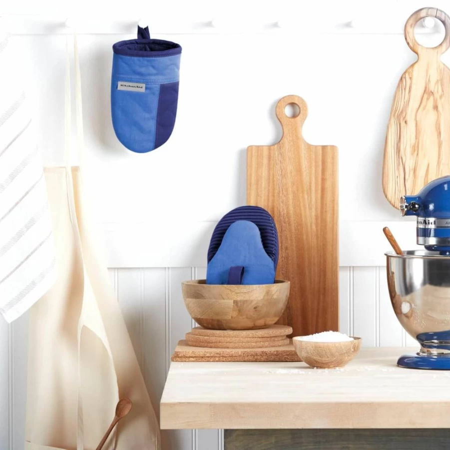KitchenAid Non-Slip Mini Oven Mitt Set, Heat Resistant, Navy/Ink, 5.5 x 8 Inches, 2-Piece, Beacon Two-Tone Design